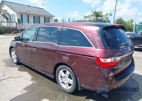 2011 Honda Odyssey Touring/Touring Elite from USA, damaged, VIN 5FNRL5H92BB086351